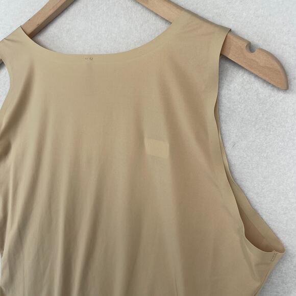 SPANX Top Womens 1X Plus Trust Your Thinstincts Control Shapewear Tank Beige - Picture 7 of 15